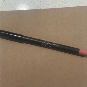 Kylie lip liner (Koko k) never used